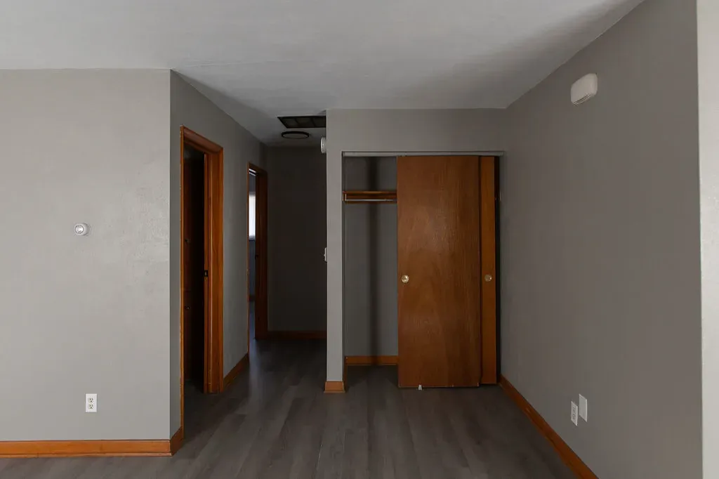 Brandt — Unit Turns photo 11