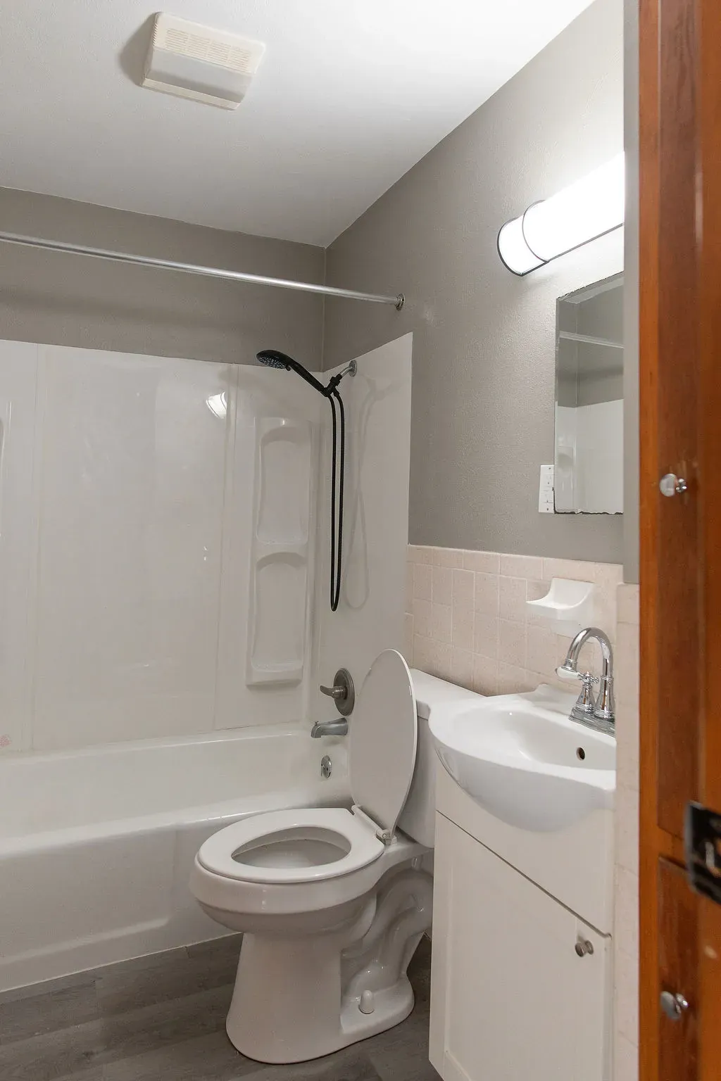 Brandt — Unit Turns photo 14