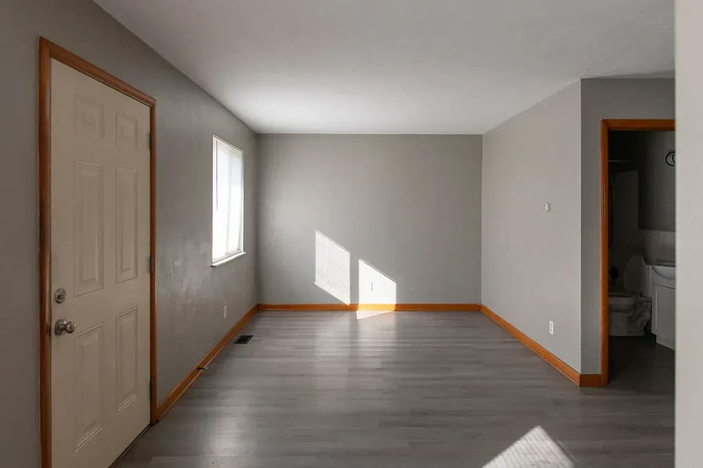 Brandt — Unit Turns photo 2
