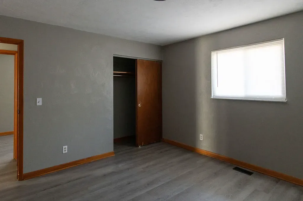 Brandt — Unit Turns photo 20