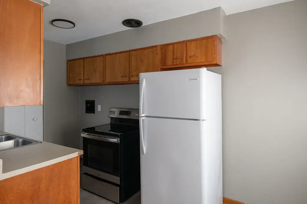 Brandt — Unit Turns photo 32