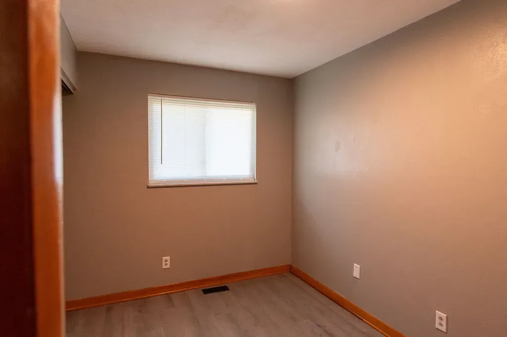 Brandt — Unit Turns photo 68