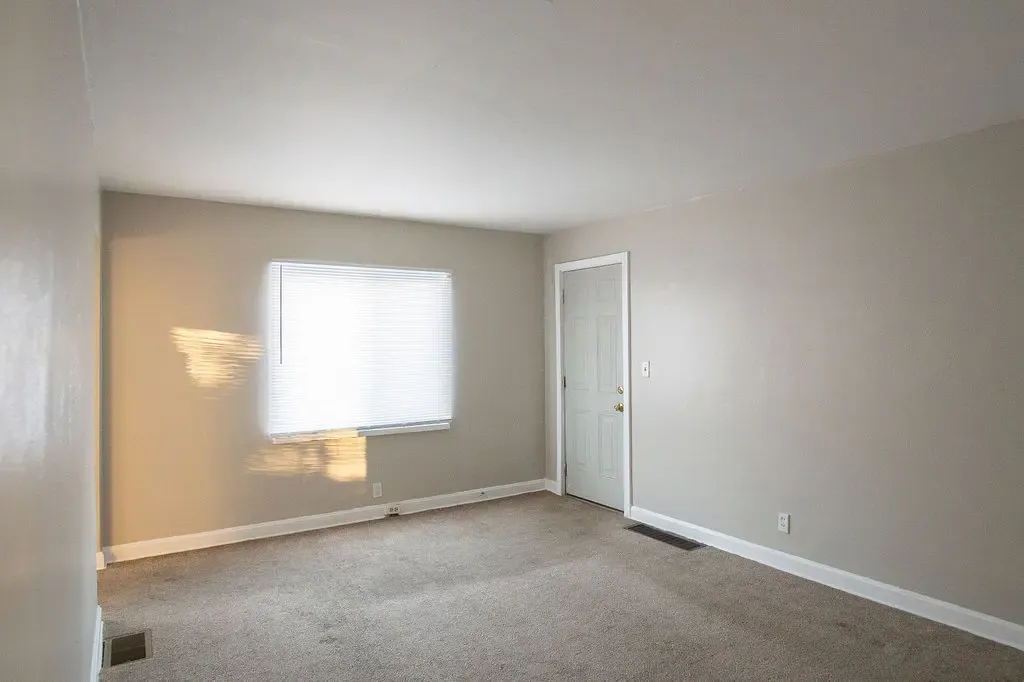 Oxford — Unit Turn photo 21