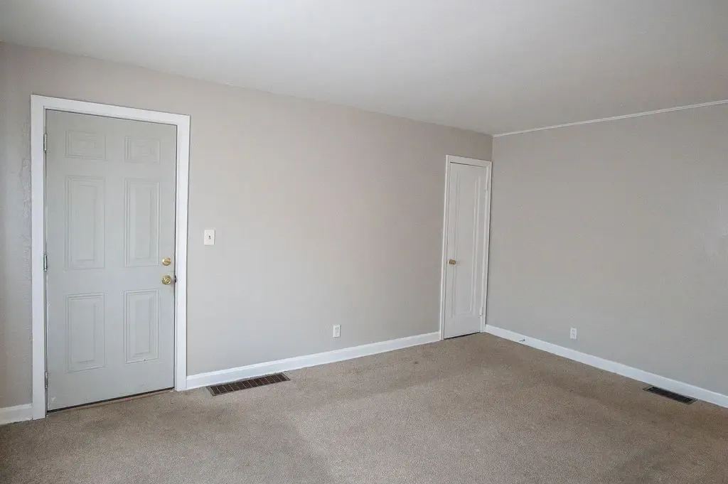 Oxford — Unit Turn photo 31